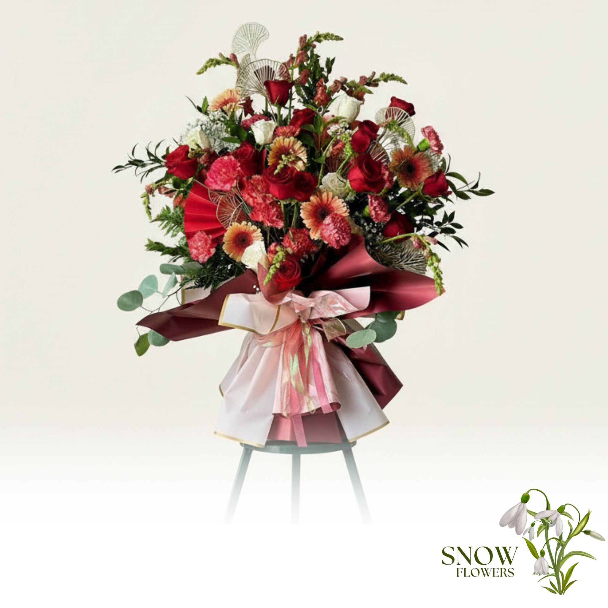 Grand Standing Bouquet